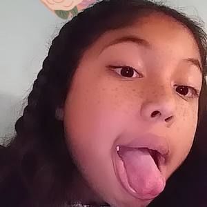 Meet your Posher, Aileen